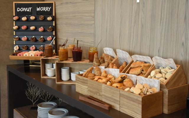 Courtyard Santiago Las Condes