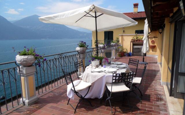Retreat Overlooking Lake Iseo