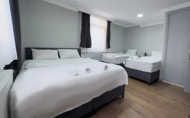 Jammy Hotel