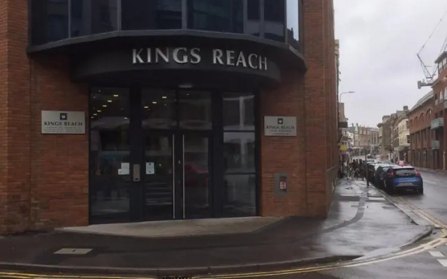 Modern Apartment By Creatick