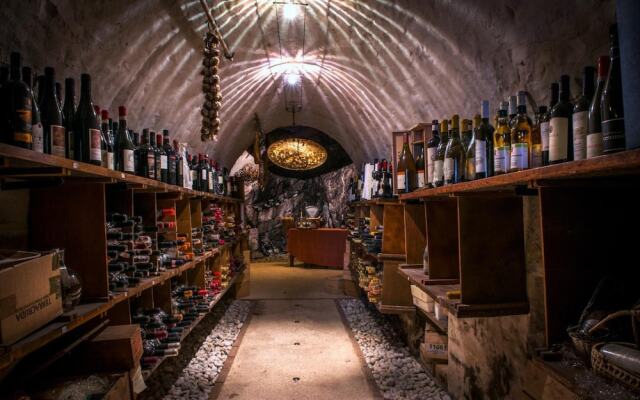 Hotel Antico Furlo