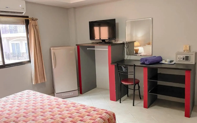 Robin’s Nest Guesthouse & Restaurant