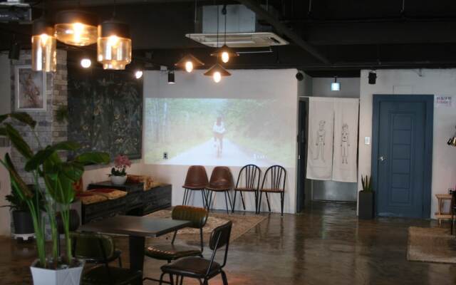 Daegu Dongseongro Gyeong`s Hostel