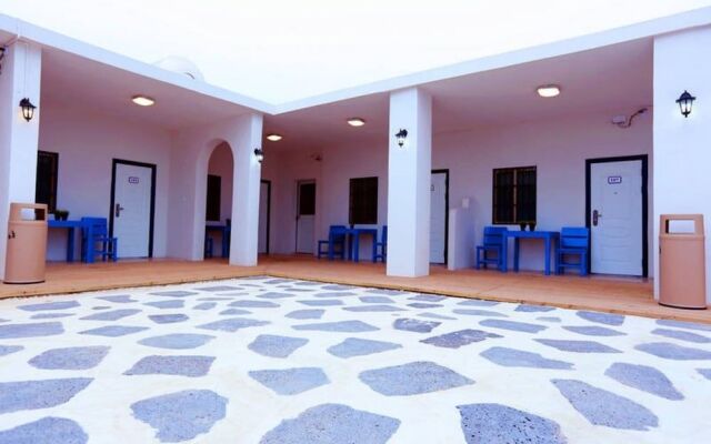 Weizhou Island Shengxiaguangnian Inn