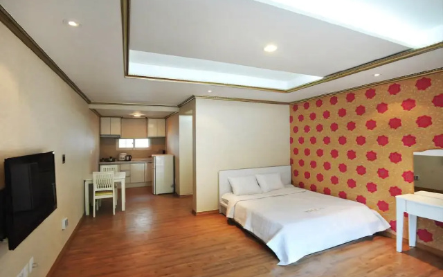 Gangneung Hills Five Pension