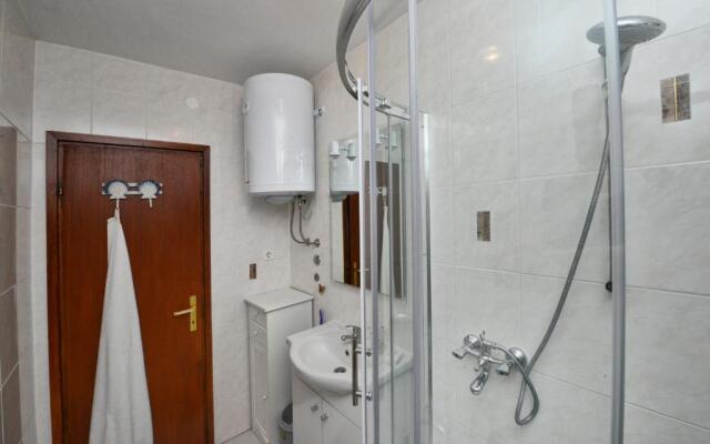 Apartment Kuki (PRC159)