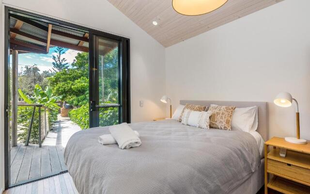 Byron Bay Accom 8 South Beach Lane Riverhouse