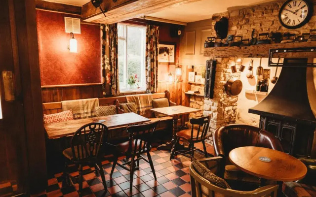The White Lion Inn