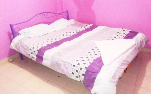 Down Town Guest House