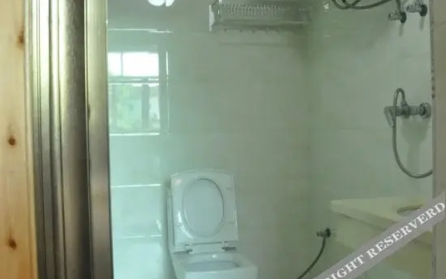 wuyuanxinglinjukezhan