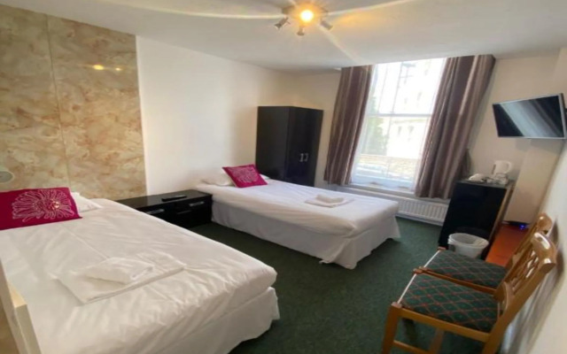 Carlton Courth Hotel Eastbourne