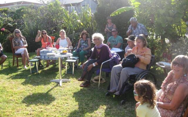 Moanarua Beach Cottage