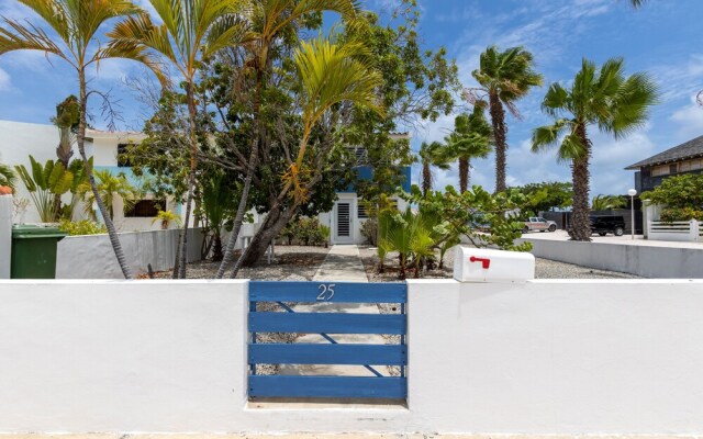 Light House Beach house with Ocean View