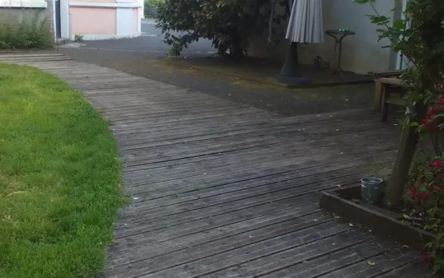 Chambres dHôtes Au Grillon Dort