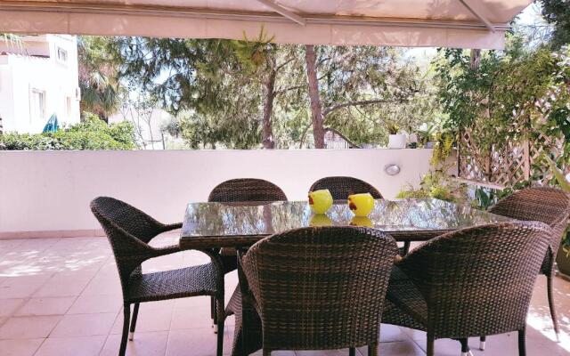 Med View Bungalows