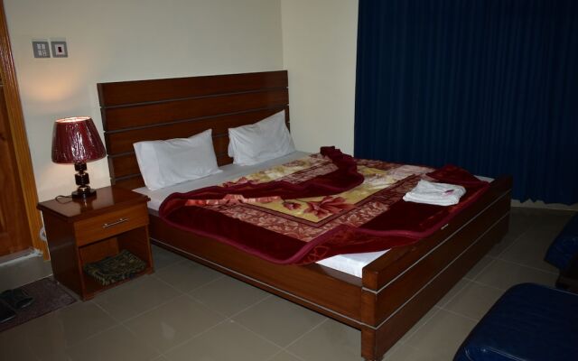 Seven Eleven Guest House