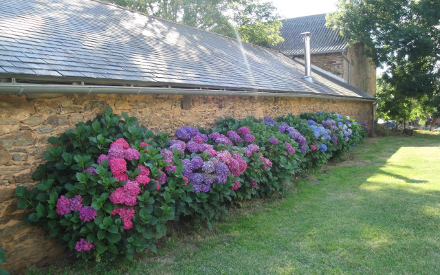 La Longere De Cabanes