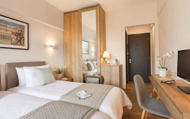 Minavra Hotel