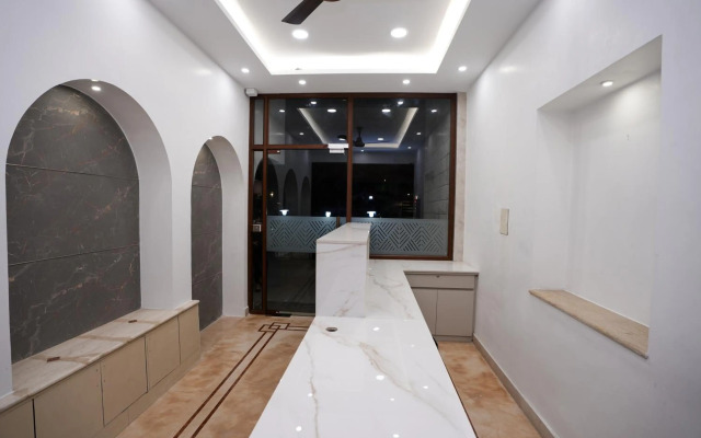 Avenue 11 Boutique Residences
