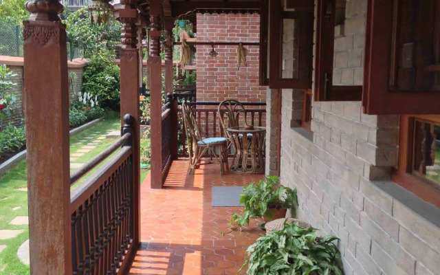 Vardan Resort n' Apartment