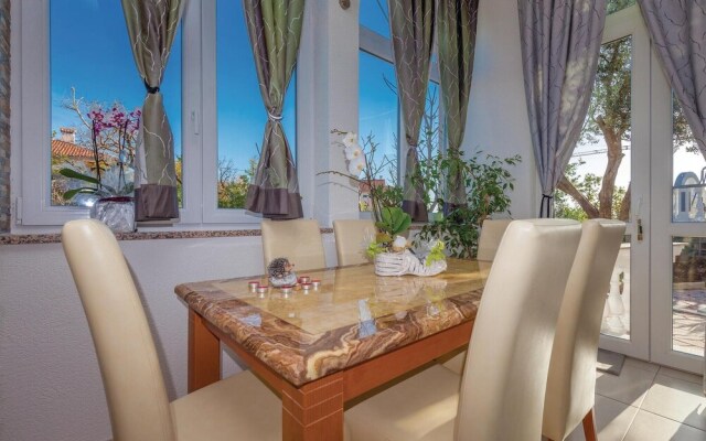 Beautiful Home in Crikvenica With Wifi and 6 Bedrooms