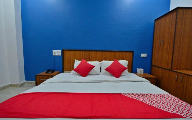 Hotel Rockstar by OYO Rooms