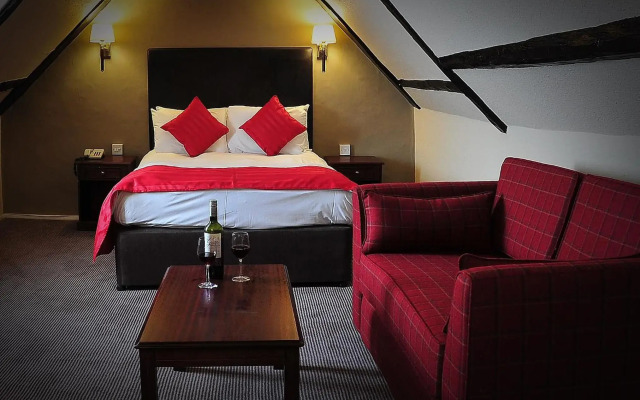 Red Lion Hotel by Greene King Inns
