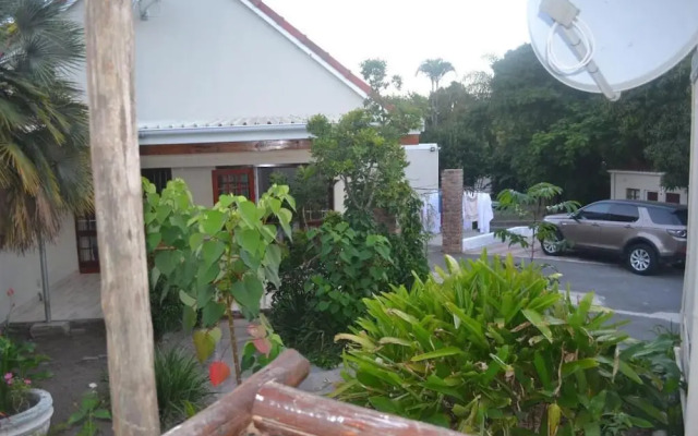 Cycad Lodge
