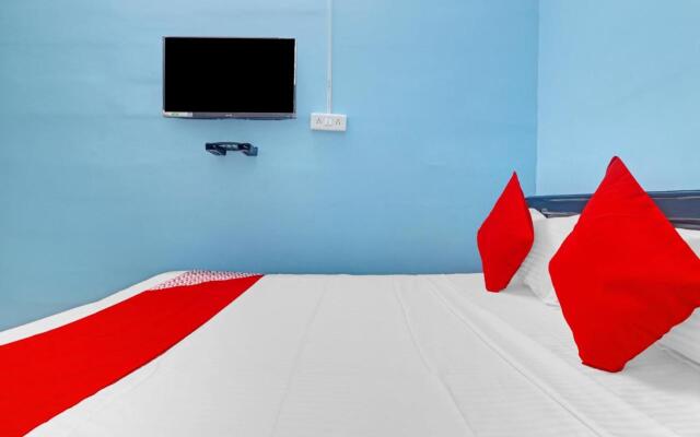 OYO Flagship 80554 Hanuma Residencies