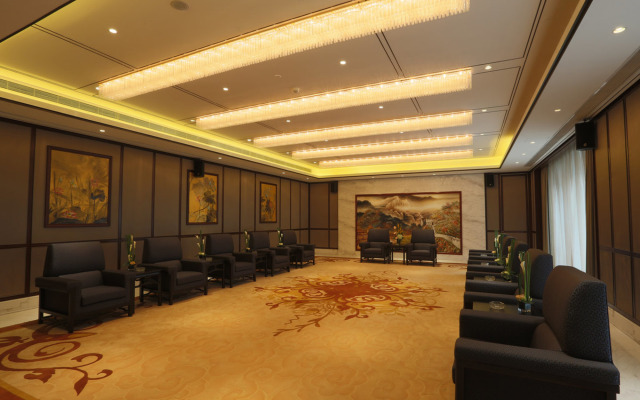S & N International Hotel Linhai