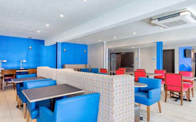 Holiday Inn Express Newberg - Wine Country by IHG