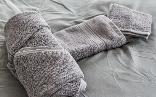 Stunning City Center 2 Bedroom Apartment I Parking