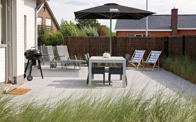 Enticing Holiday Home in Middelkerke near Sea