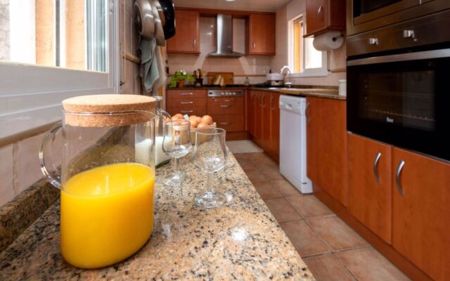 House Can Alma Castellet i Gornal