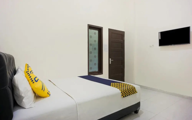 SPOT ON 2461 Pondok Haikal Almira