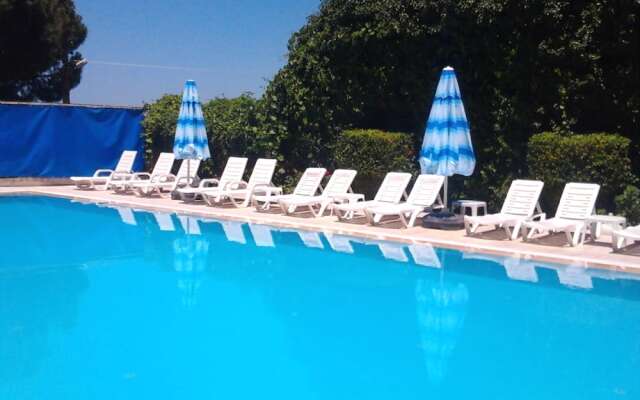 Kyme Otel
