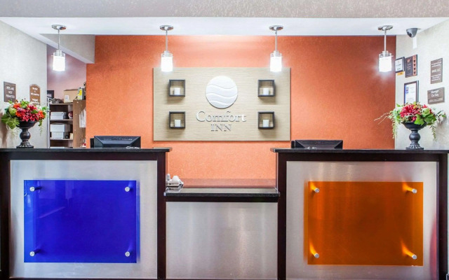 Comfort Inn Lees Summit @ Hwy 50 & Hwy 291