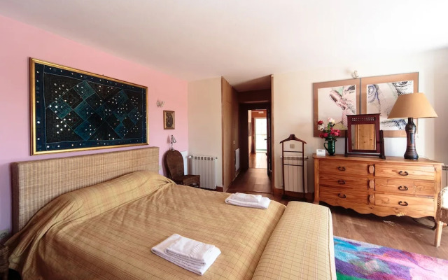 Shepinetree - Capela House