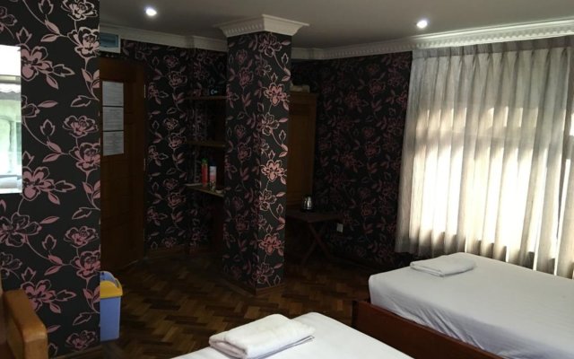 Yaewaddy Motel