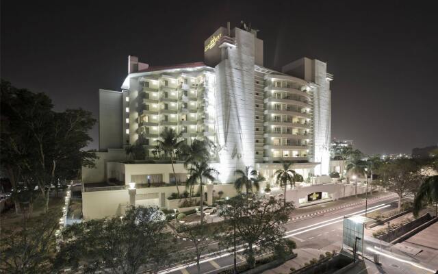 Dorsett Grand Labuan