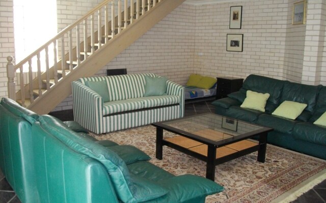 The Peninsula, Duplex 02, 14