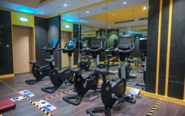 Luton Vacation Homes - Damac Maison Studio, Canal View