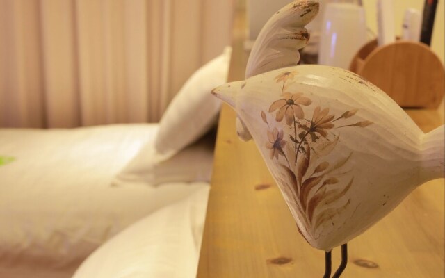 Wuyishan Old Street Riverside Hotel
