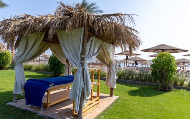 Fort Arabesque Resort, Spa & Villas