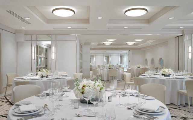 Acqualina Resort & Residences On The Beach