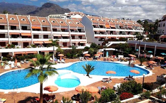 Santiago Complex Side Sea View