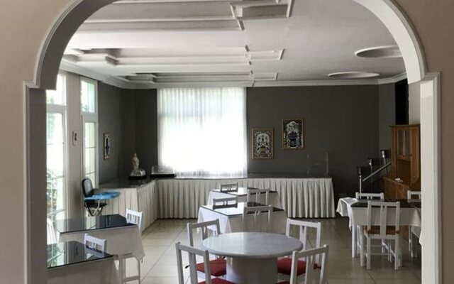 La Rosa Hotel
