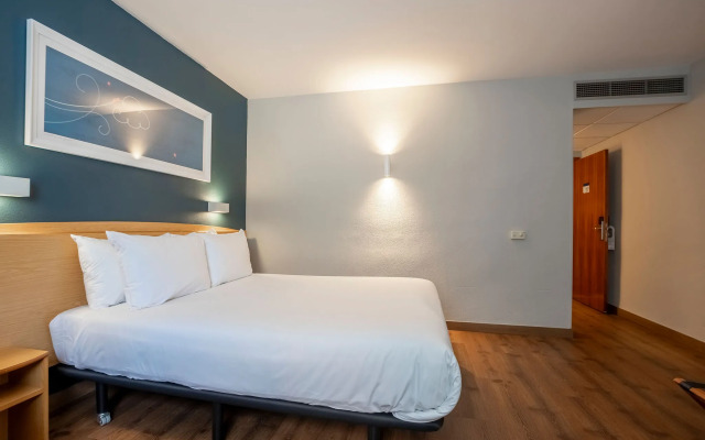 Travelodge Alicante Puerto