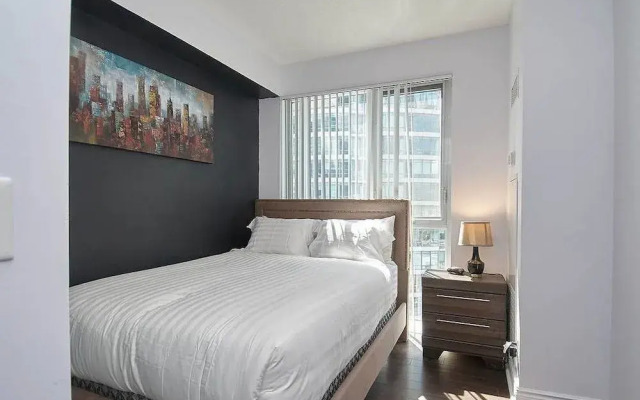 Toronto Suite Rentals - Fly Condo