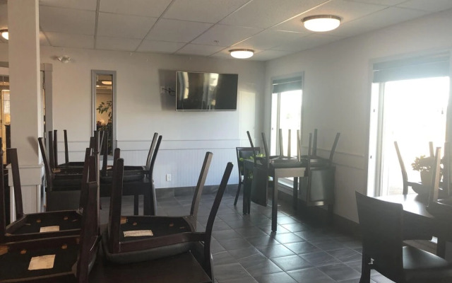 R & R Lakeview in Hardisty